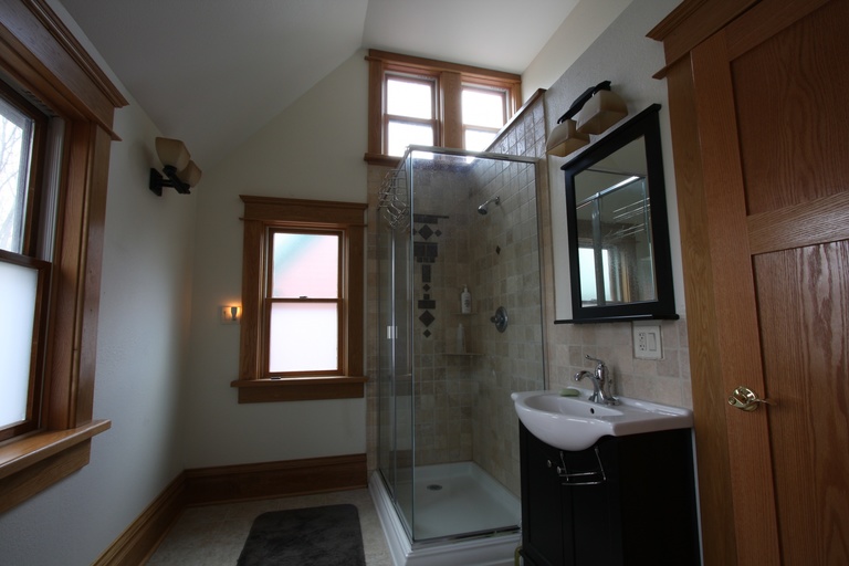 bathroom.jpeg