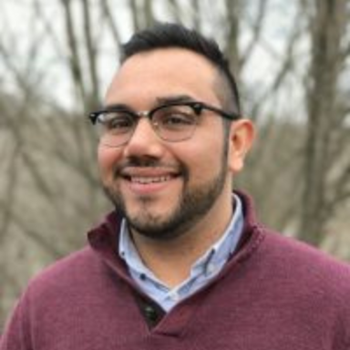 Carlos Ruiz Martinez headshot