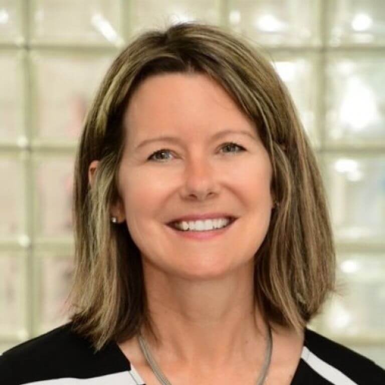 Leslie Finer