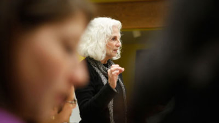 Carolyn Colvin speaks to a crowd